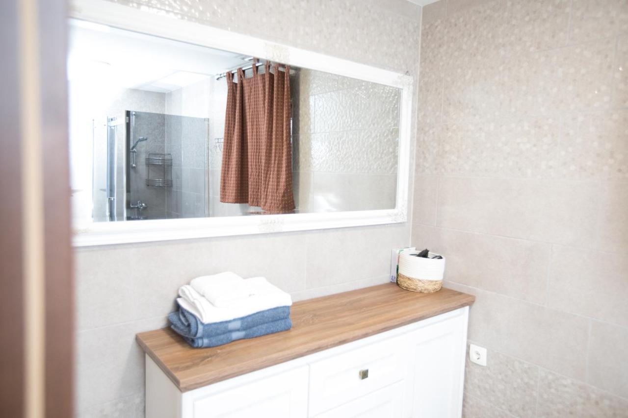 Toto Apartment ลูโคโวชูการ์เย ภายนอก รูปภาพ
